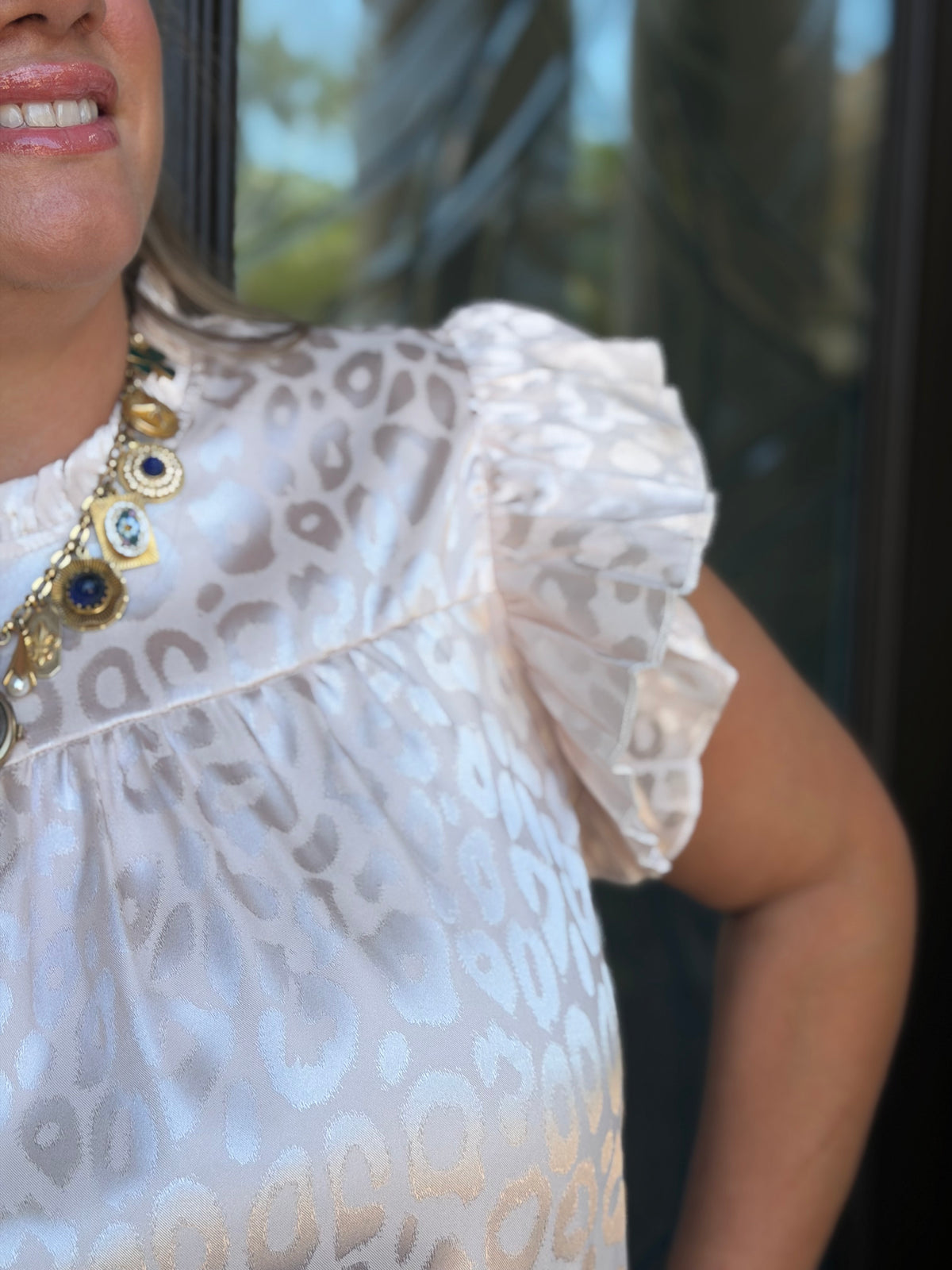 Chic Leopard Print Top (Ivory)